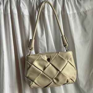 Isadora Chic Cream Quilted Italian Leather Shoulder Bag
